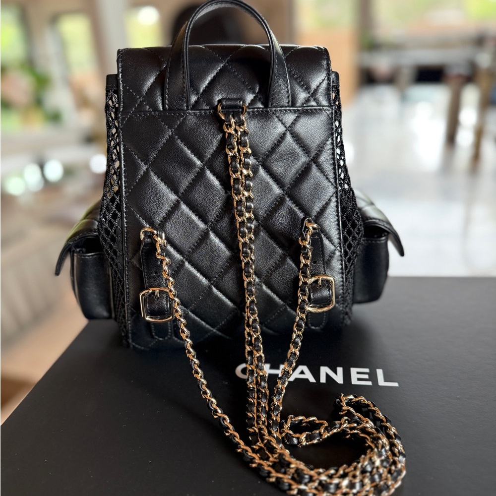 FULL SET - CHANEL Black Quilted Backpack with Gold HW - Picture 13 of 16